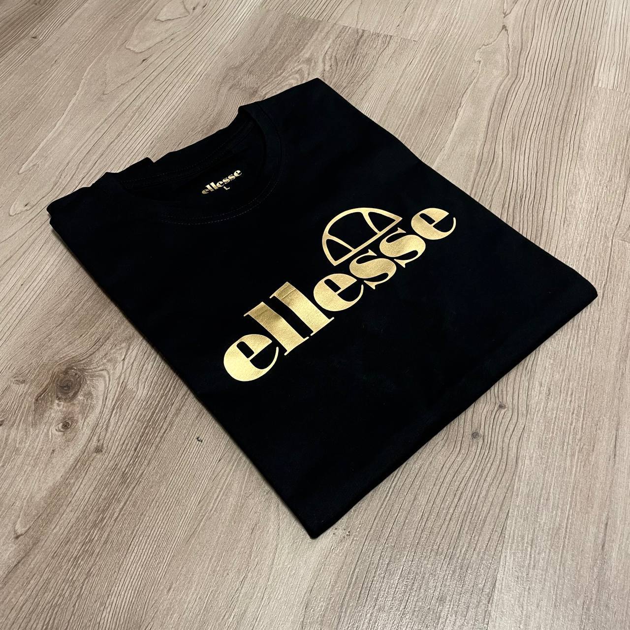 CAMISETA ELLESE