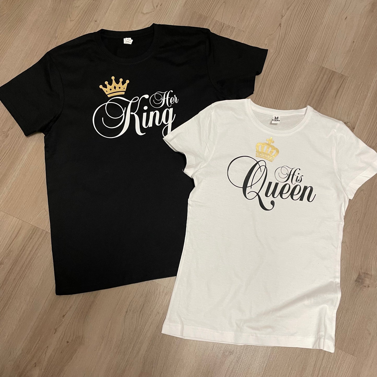 PACK 2 CAMISETAS THE KING and QUEEN