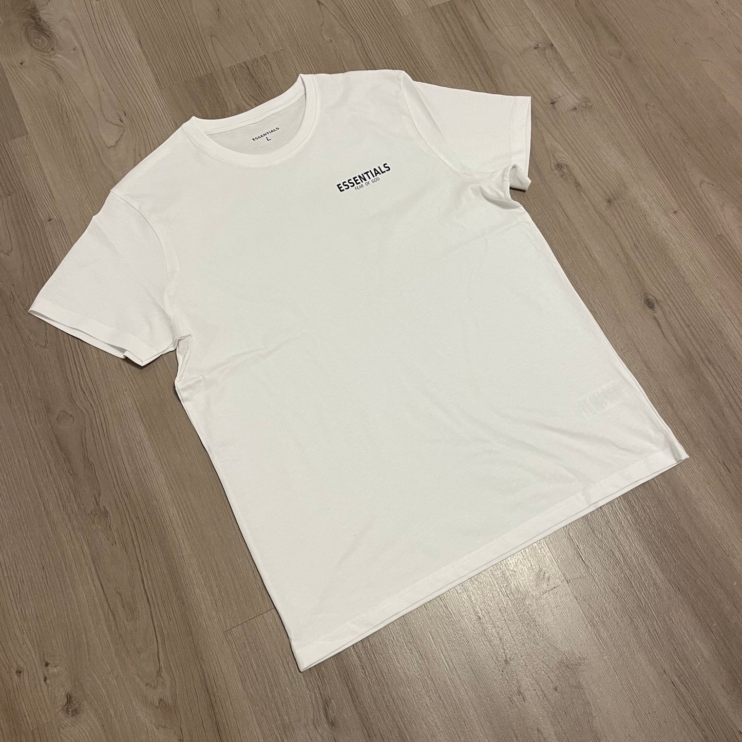 CAMISETA ESSENTIAL