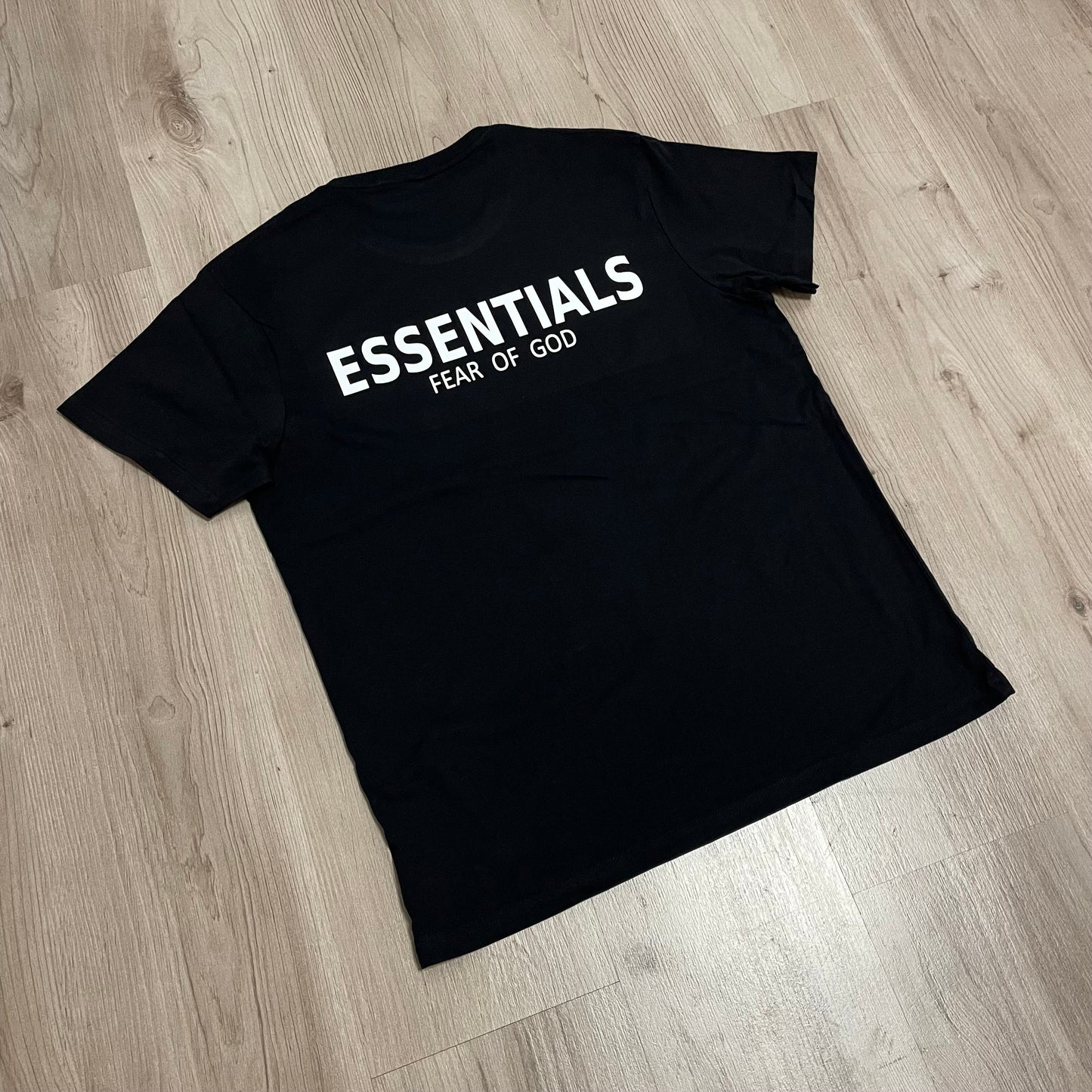 CAMISETA ESSENTIAL