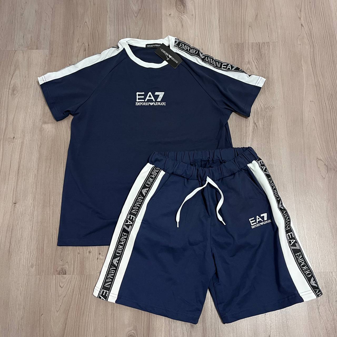 CONJUNTO BORDADO EA7 MARINO