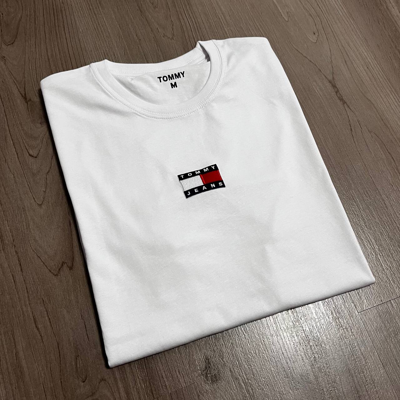 CAMISETA TOMMY LOGO CENTRO