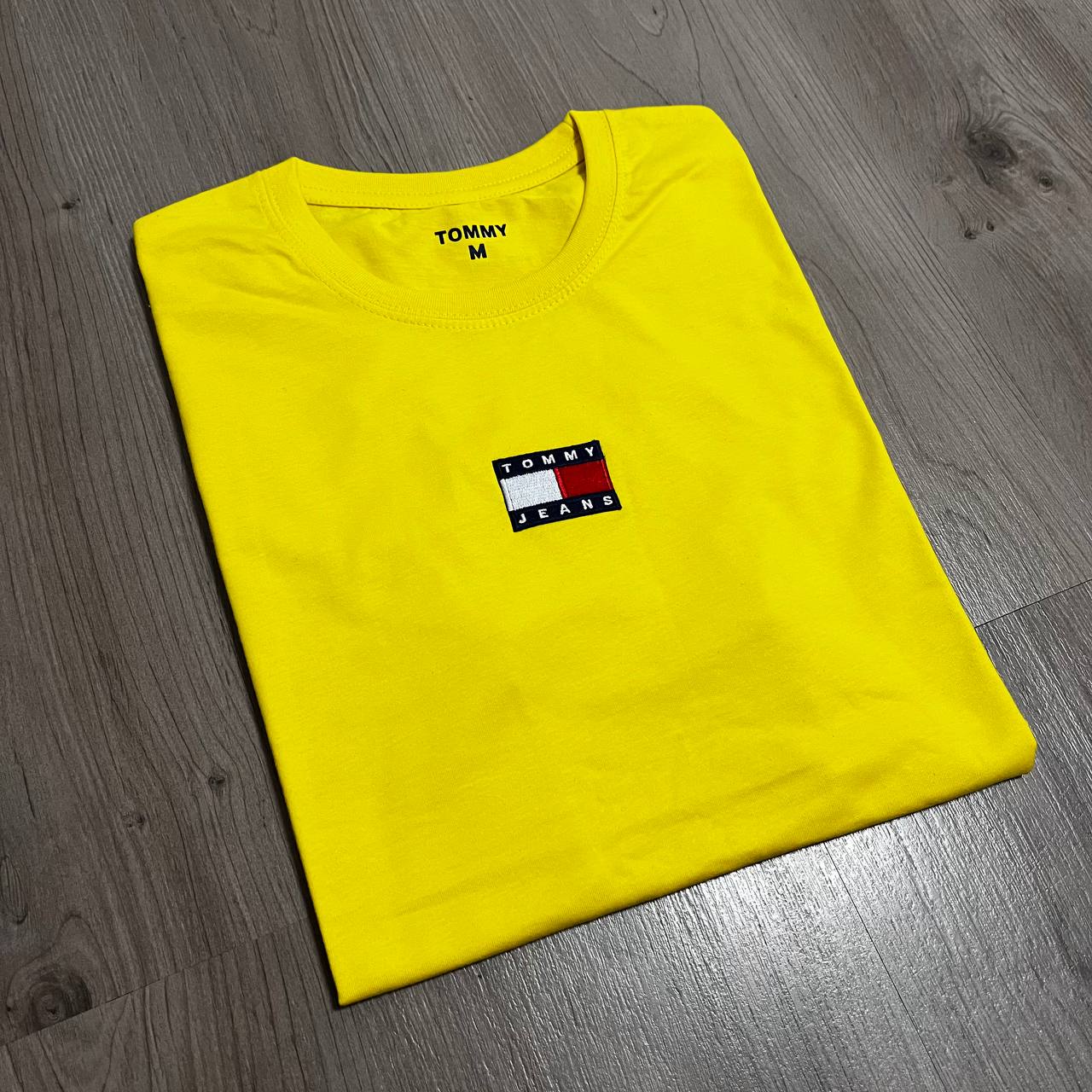 CAMISETA TOMMY LOGO CENTRO