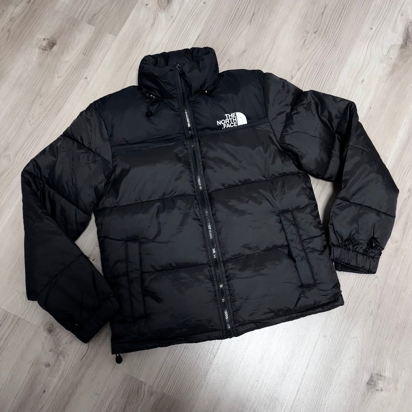 CHAQUETÓN ACOLCHADO BORDADO NORTH FACE ALL BLACK