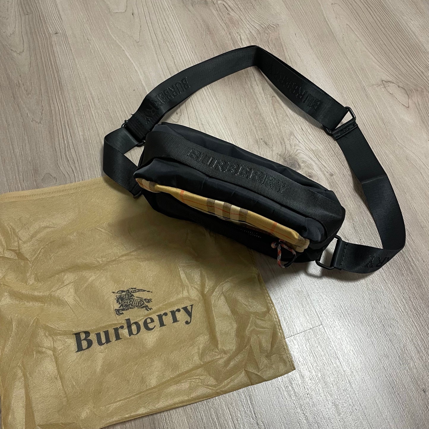 BANDOLERA  BURBERRY