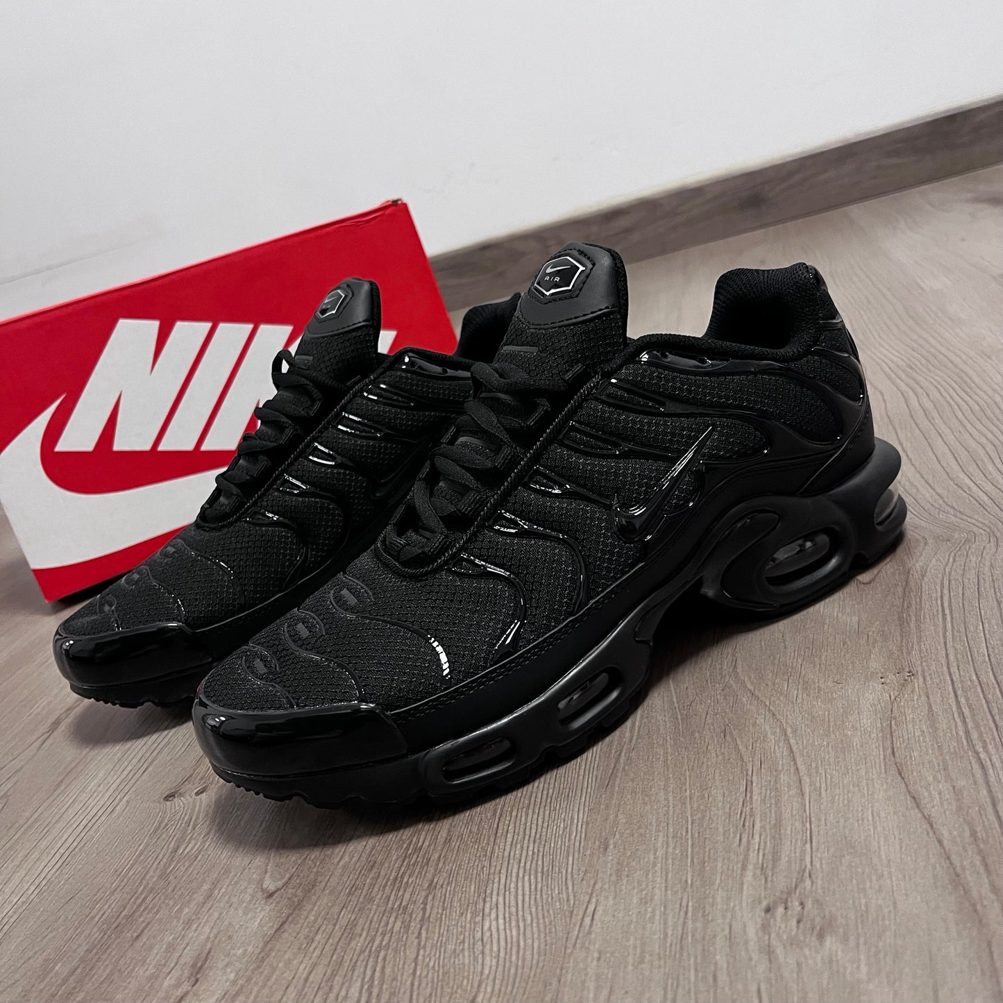 NIKE TN. ALL BLACK 🍬