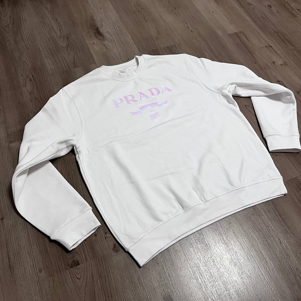 SUDADERA PRADA LOGO EFECTO HOLOGRAFICO