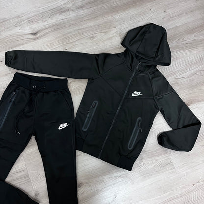 Conjunto TECH ALL BLACK