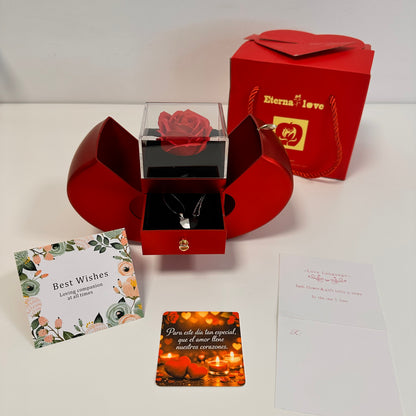ROSA ETERNA CON COLLAR EN CAJA CORAZON