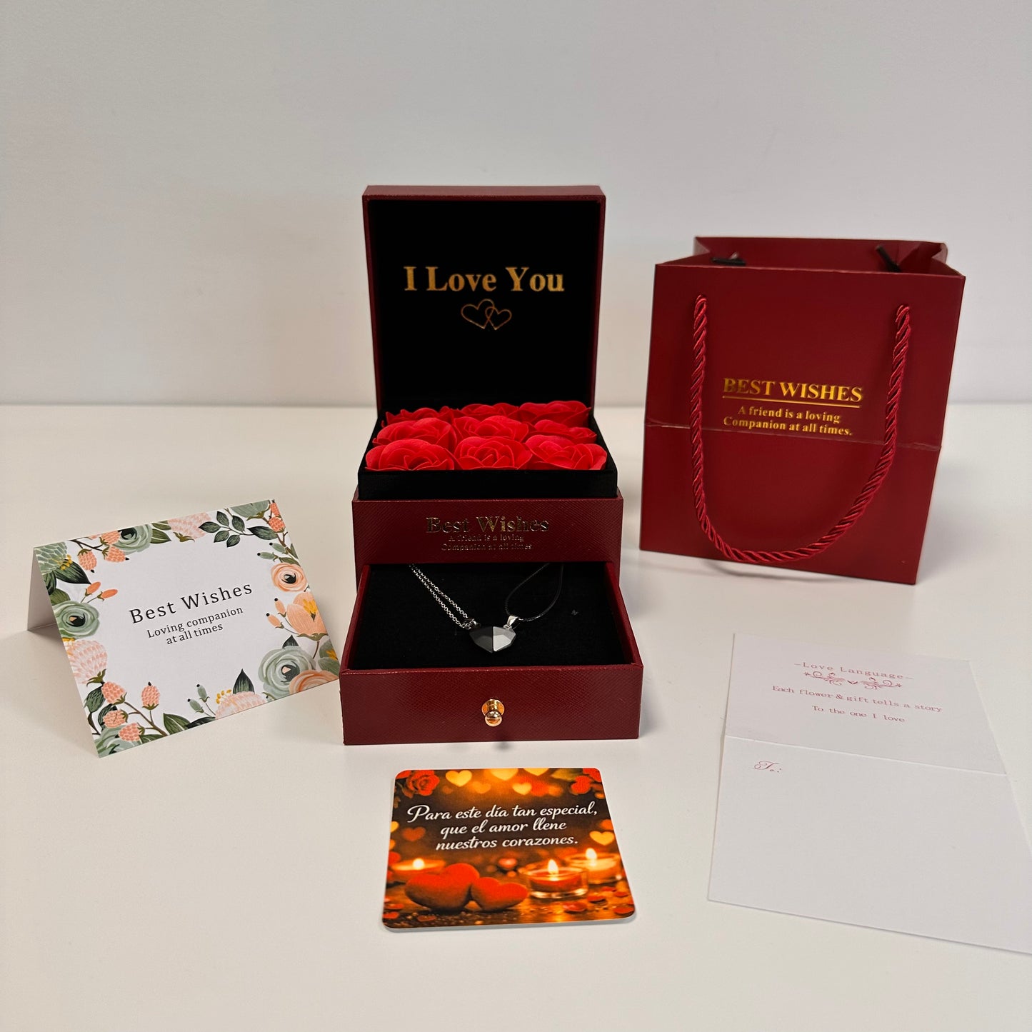 CAJA DE ROSAS ETERNAS CON COLLAR