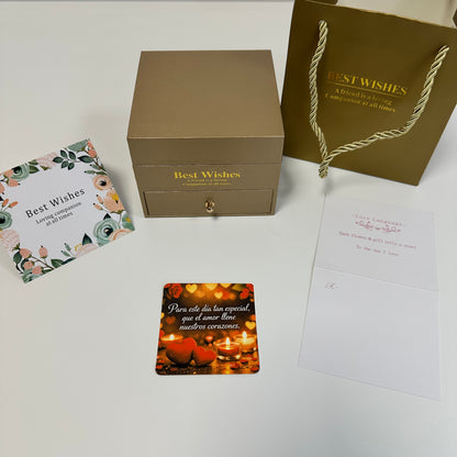 CAJA DE ROSAS ETERNAS CON COLLAR