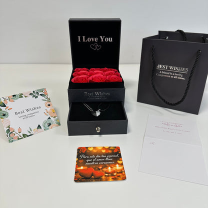 CAJA DE ROSAS ETERNAS CON COLLAR