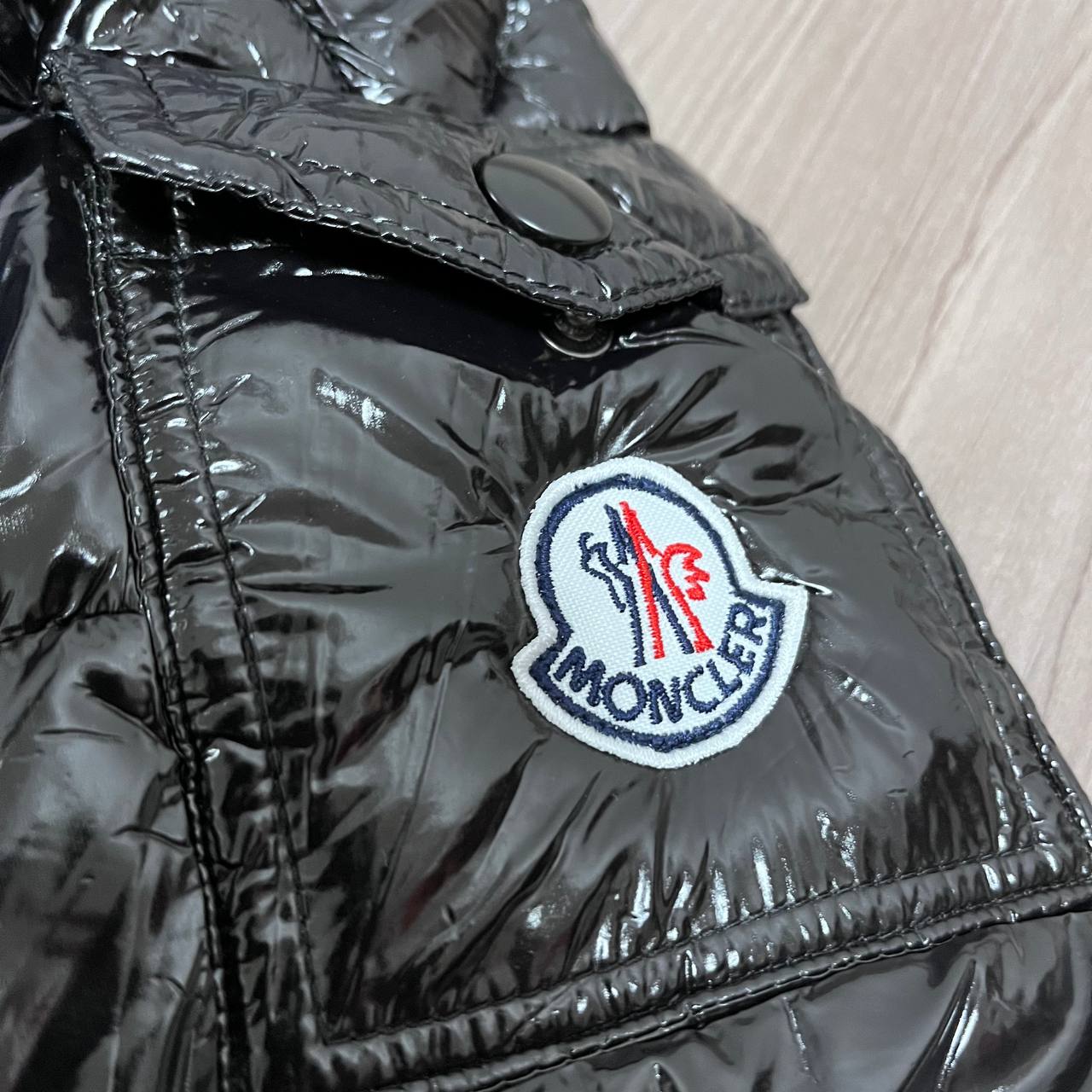 CHAQUETÓN ACOLCHADO MONCLER NEGRO