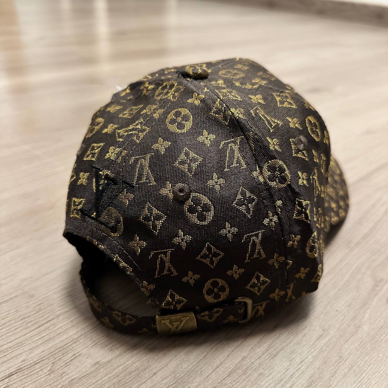 GORRA LOUIS VUITTON MARRON/NEGRO