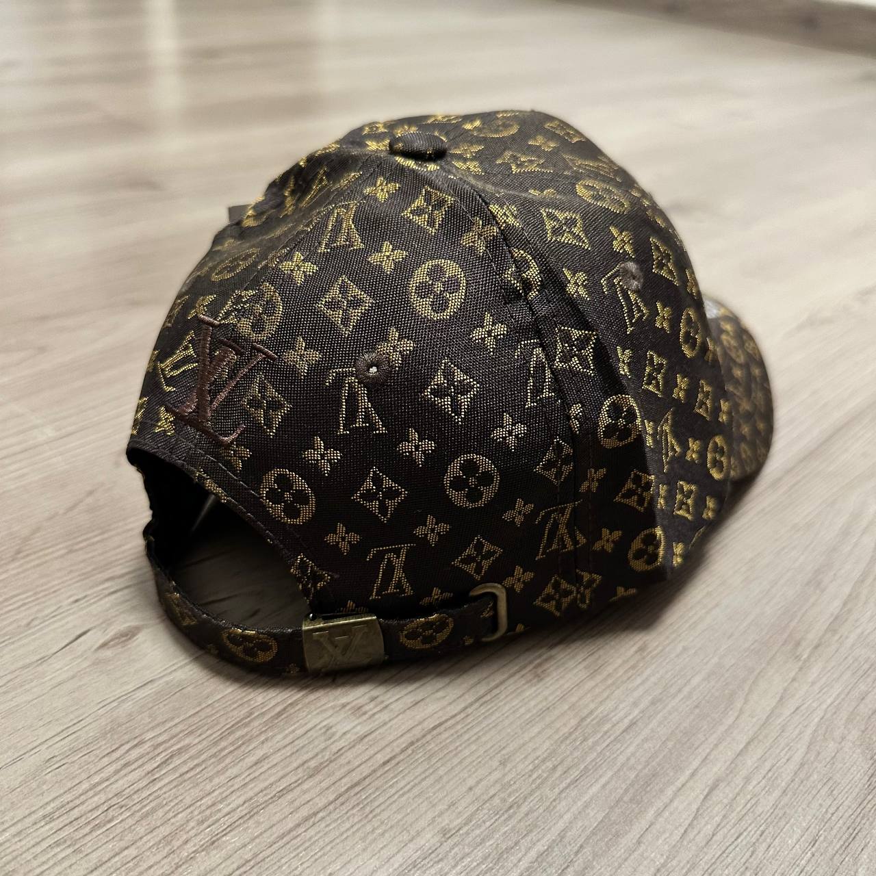 GORRA LOUIS VUITTON MARRON/MARRON