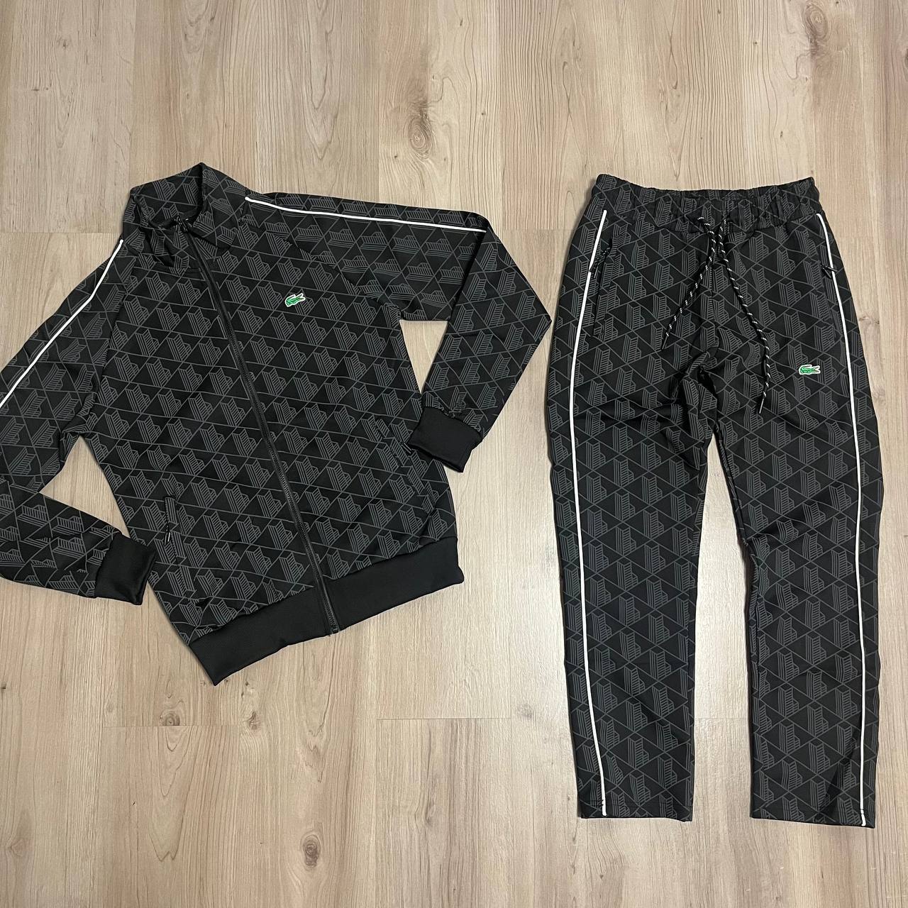 CONJUNTO LARGO LACOSTE MONOGRAMA