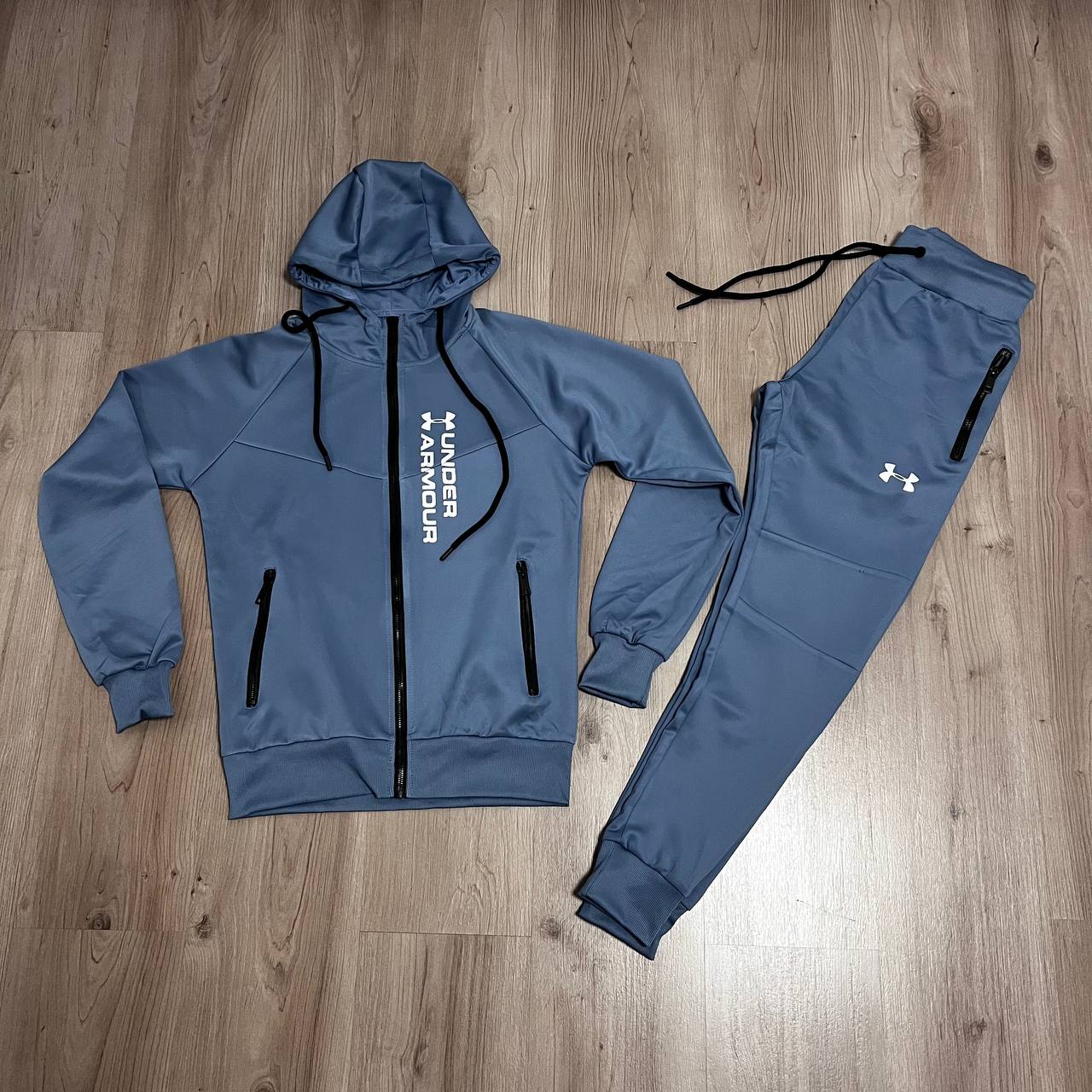 Conjunto LARGO UNDER ARMOUR ELASTICO