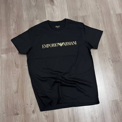 CAMISETA ARMANI LETRAS DORADAS