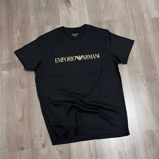 CAMISETA ARMANI LETRAS DORADAS