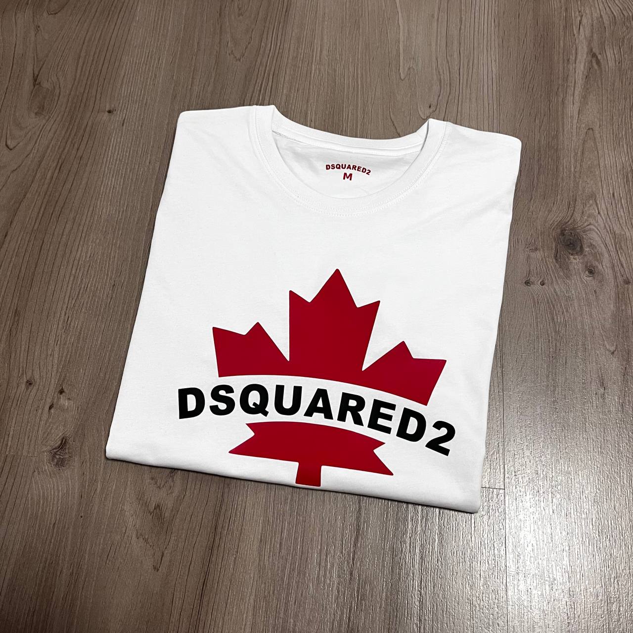 CAMISETA DSQUARED FLOR