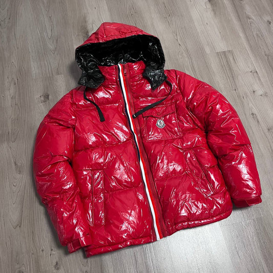 CHAQUETÓN ACOLCHADO BORDADO MONCLER ROJO