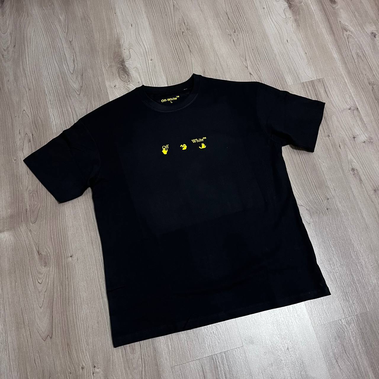 CAMISETA OVERSIZE OFF.