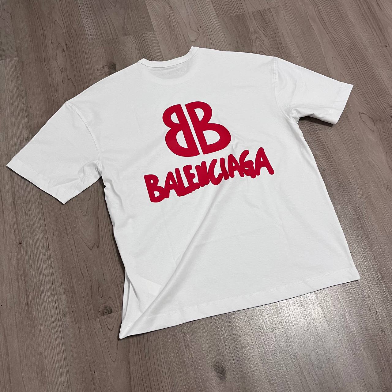CAMISETA OVERSIZE BALENCIAGA ROJO