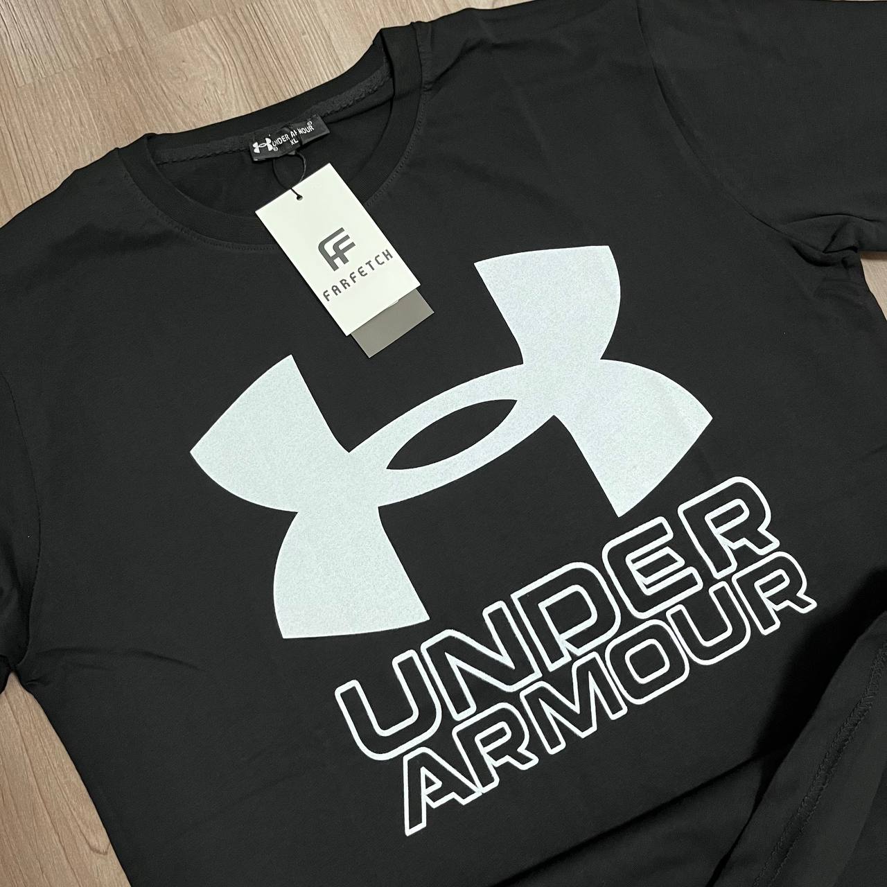 CAMISETA UNDER ARMOUR ELASTICA