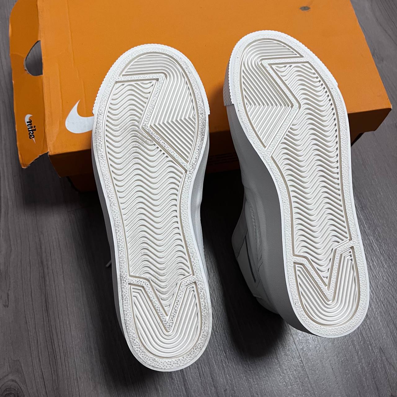 NIKE BLAZER TALLA UNICA 37.5