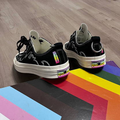 CONVERSE PRIDE