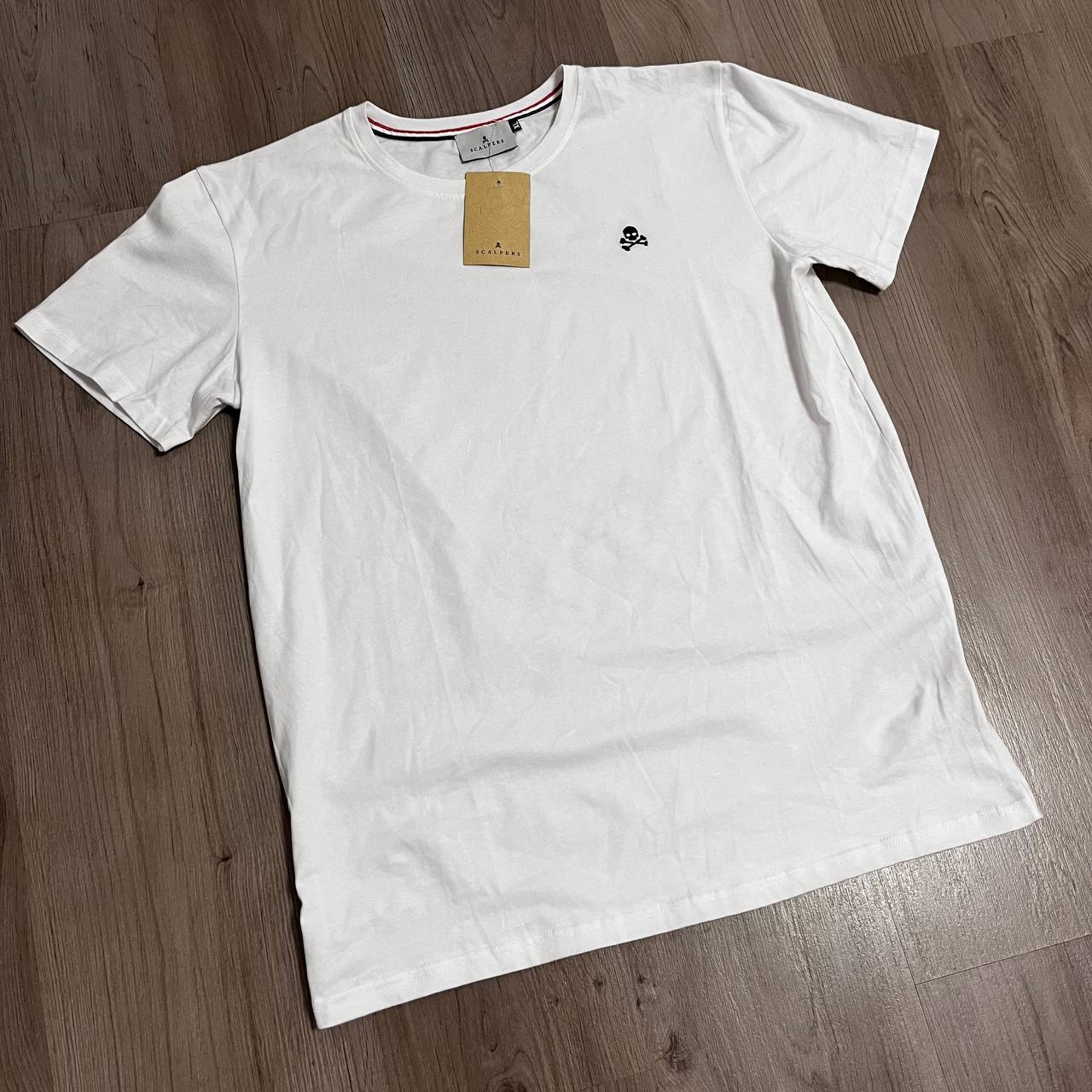 CAMISETA SCALPER BLANCA ELASTICA