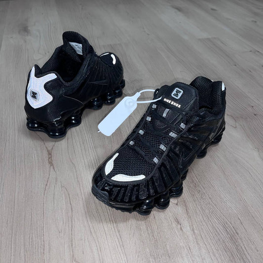 NIKE SHOX LINEAS PLATEADAS REFLECTANTES 🍬