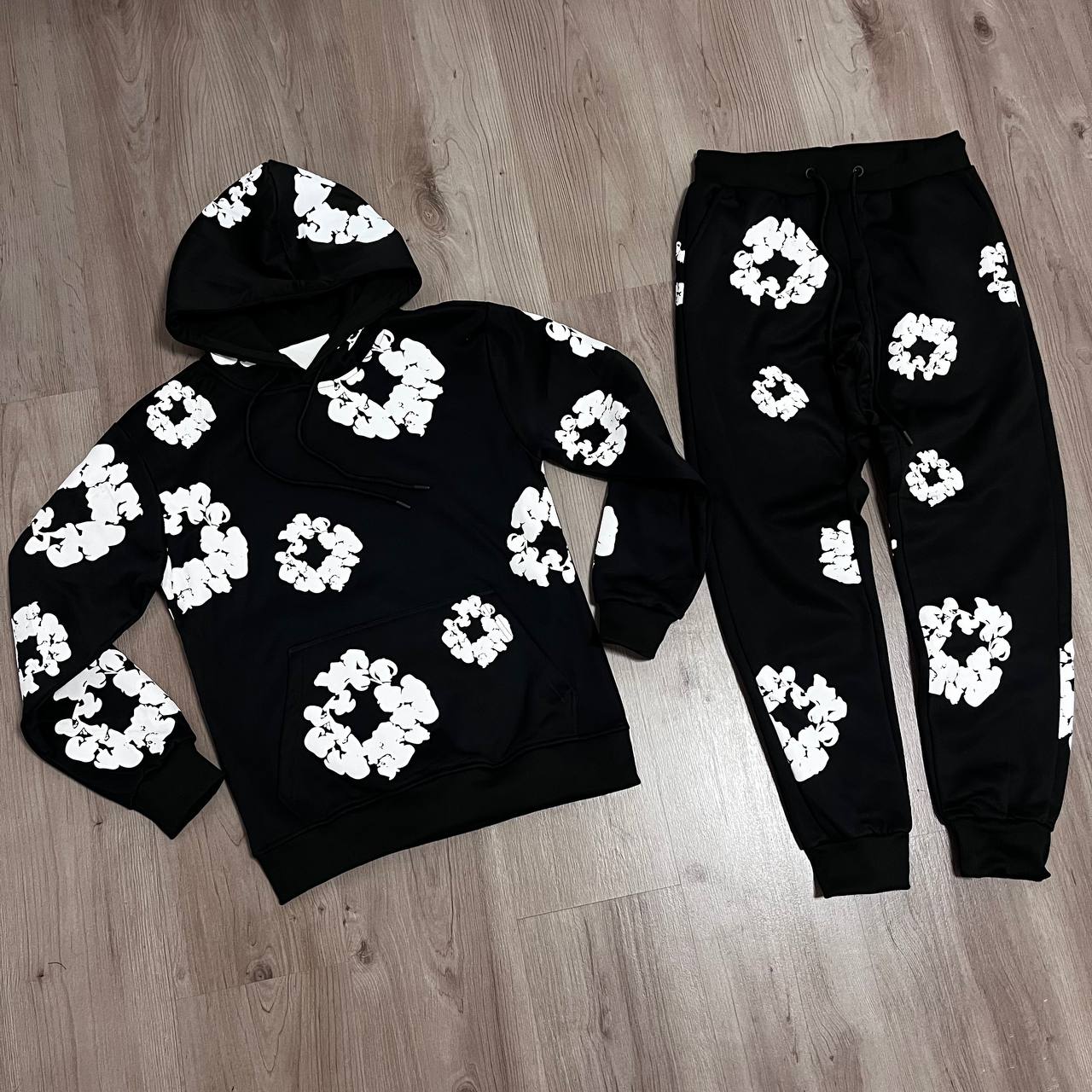 Conjunto LARGO DENIM TEARS BLACK